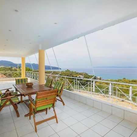 Apartment Belle Helene Akrogiali