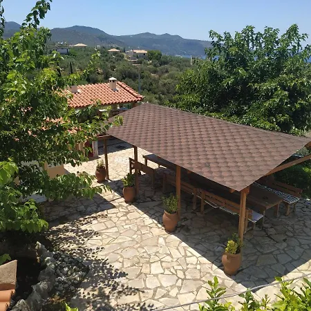 Belle Helene Apartment Akrogiali